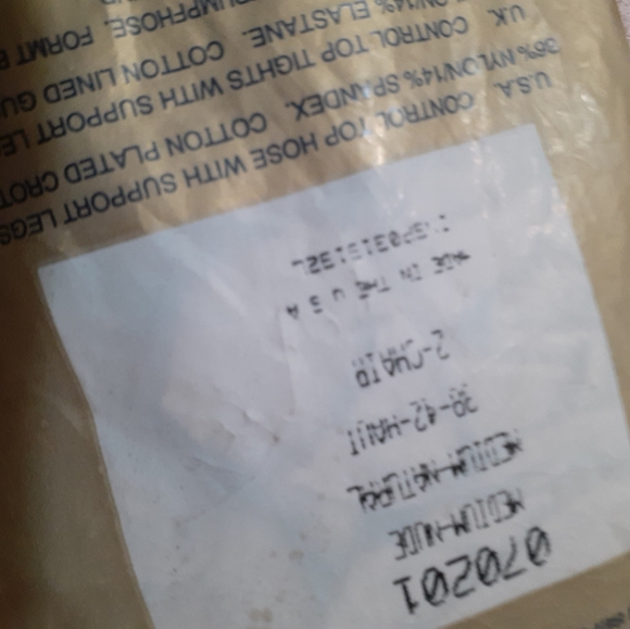 4 pairs of pantyhose medium, AB 2 barely black 2 nude - Picture 5 of 5